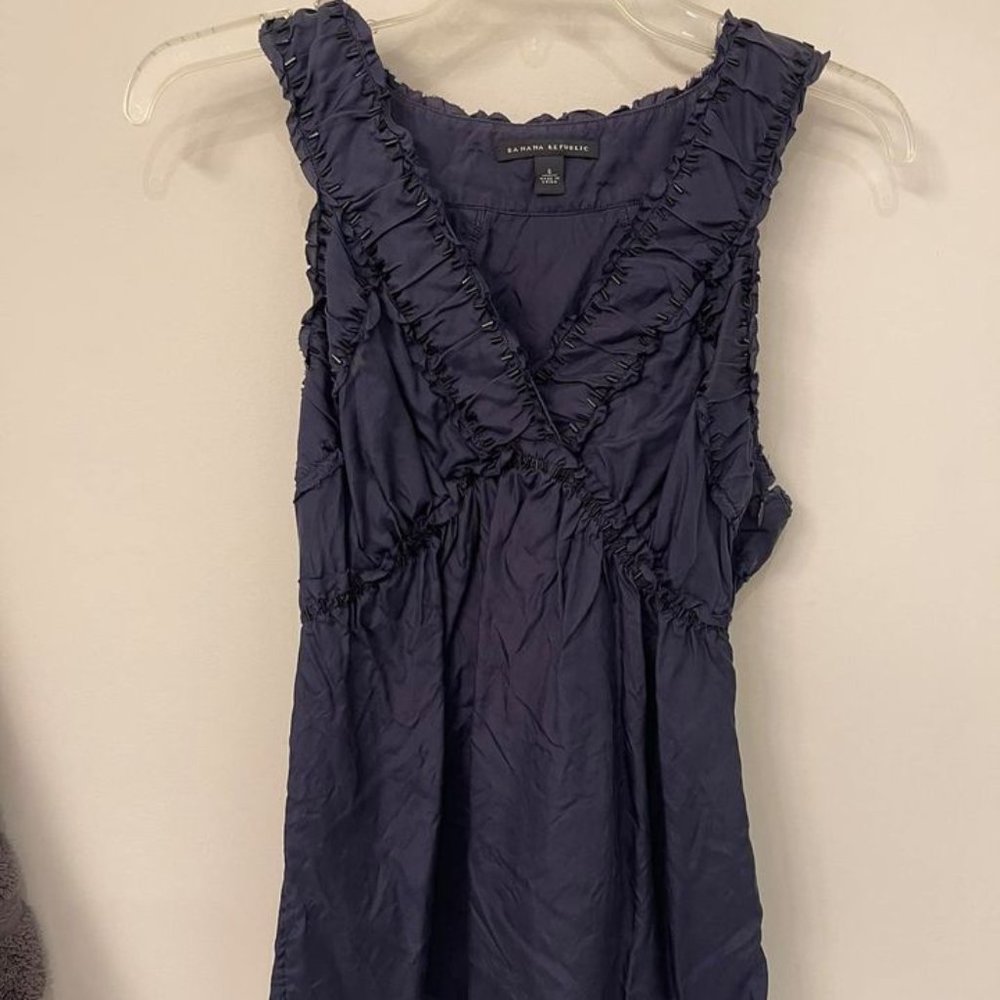 Banana Republic Navy Beaded Silk Sleeveless Crossover Blouse Size 6